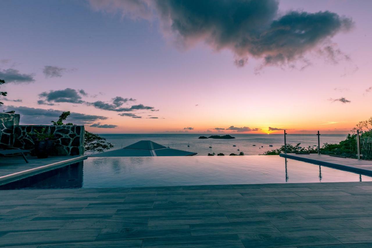 Sunset Palm - Villa Creole Avec Piscine Face Au Coucher De Soleil Et A La Reserve Cousteau Bouillante Exterior foto